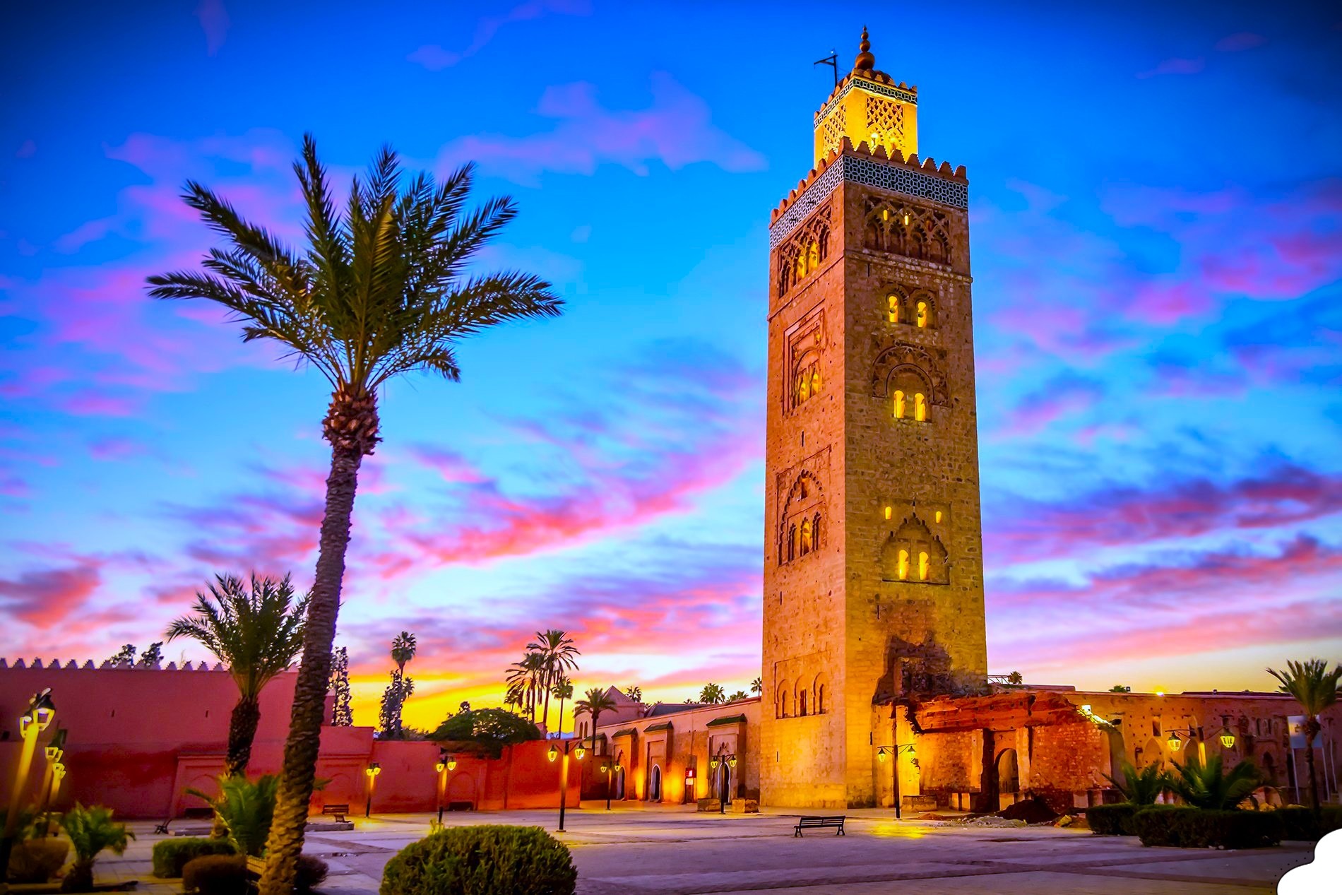 cultural-tours-morocco-marrakech Walking through Marrakech medina and colorful souks during Cultural Tours Morocco