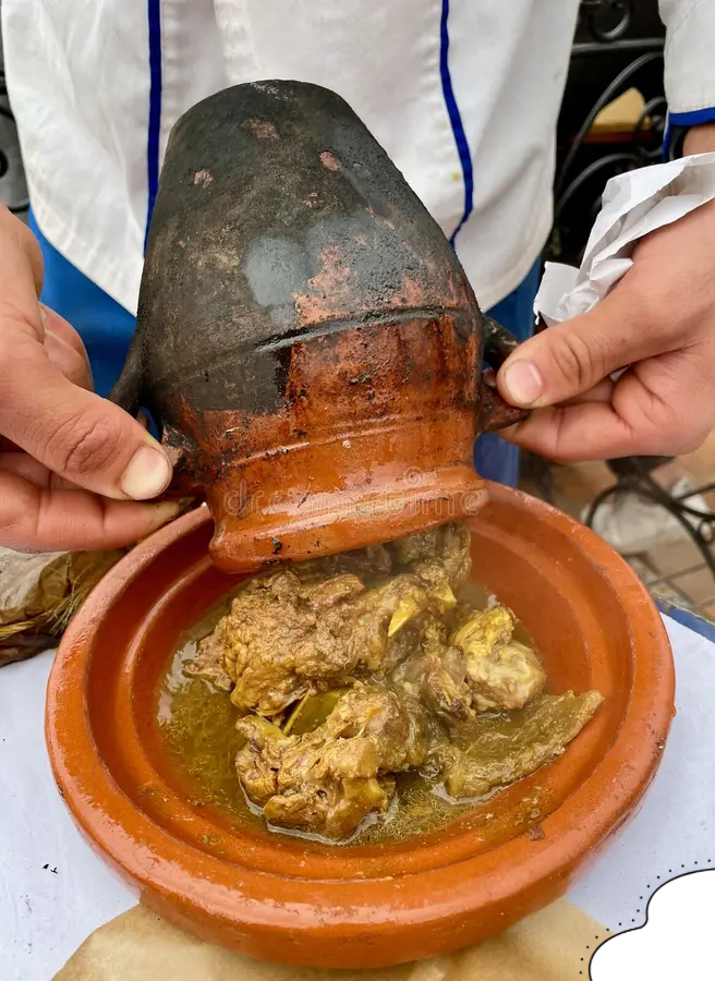 What to eat in Marrakech: traditional tanjia Marrakchia cooked in clay pot